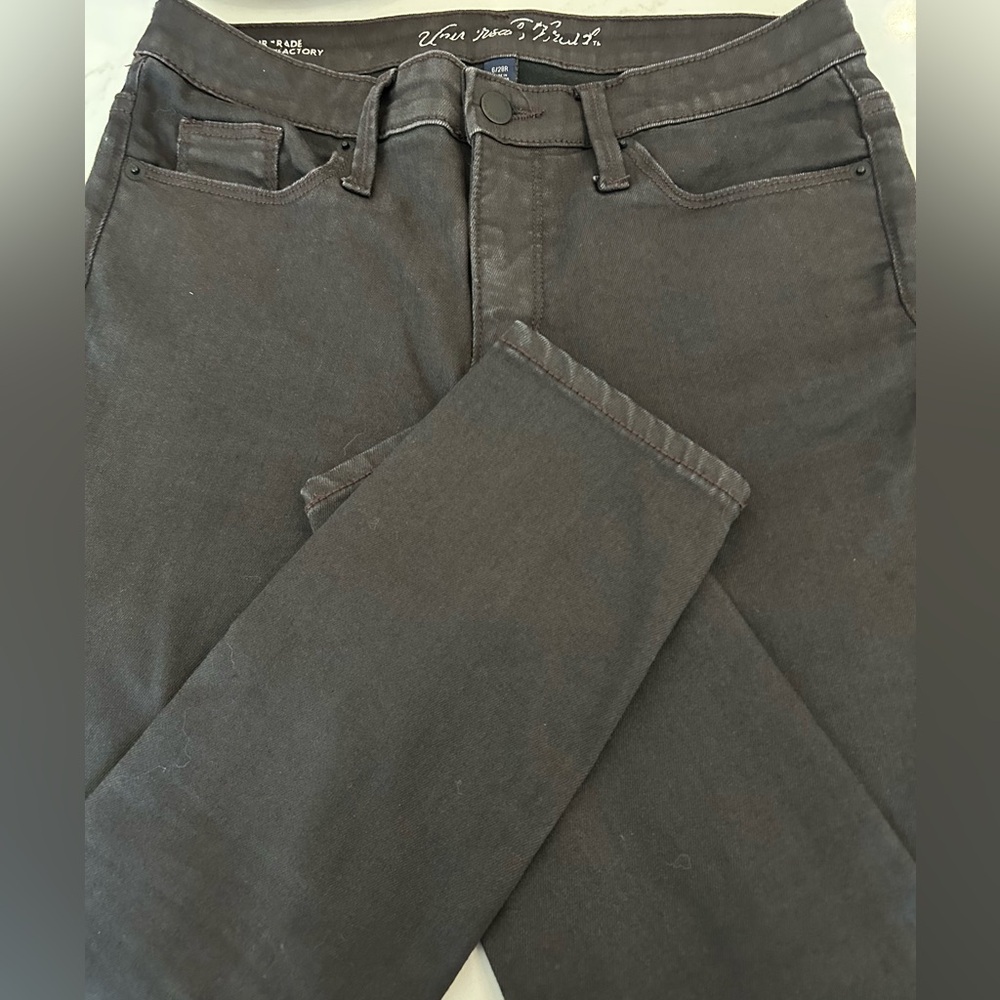 Universal Thread Jeans